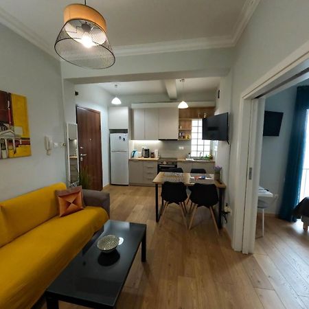 Comfortable Apt, Next To Archeological Museum! Афіни Екстер'єр фото