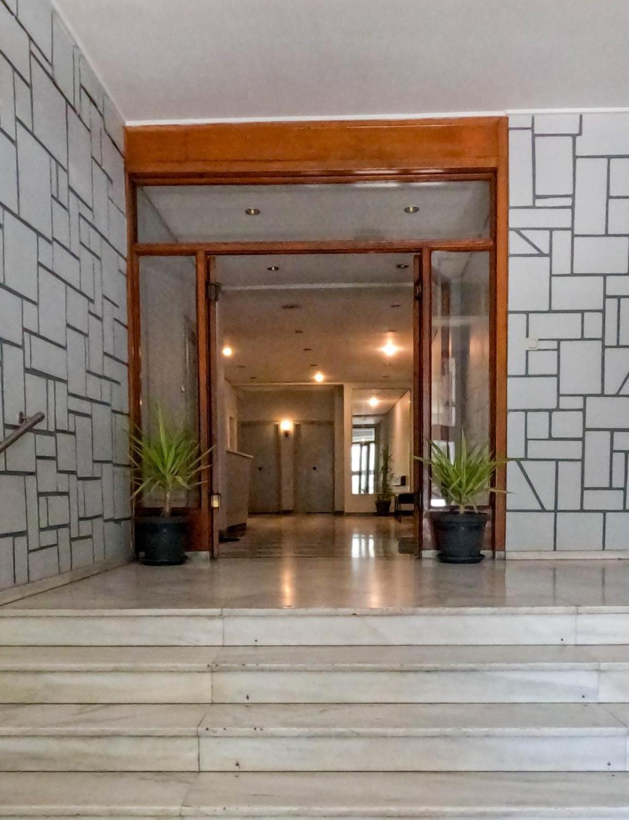 Comfortable Apt, Next To Archeological Museum! Афіни Екстер'єр фото