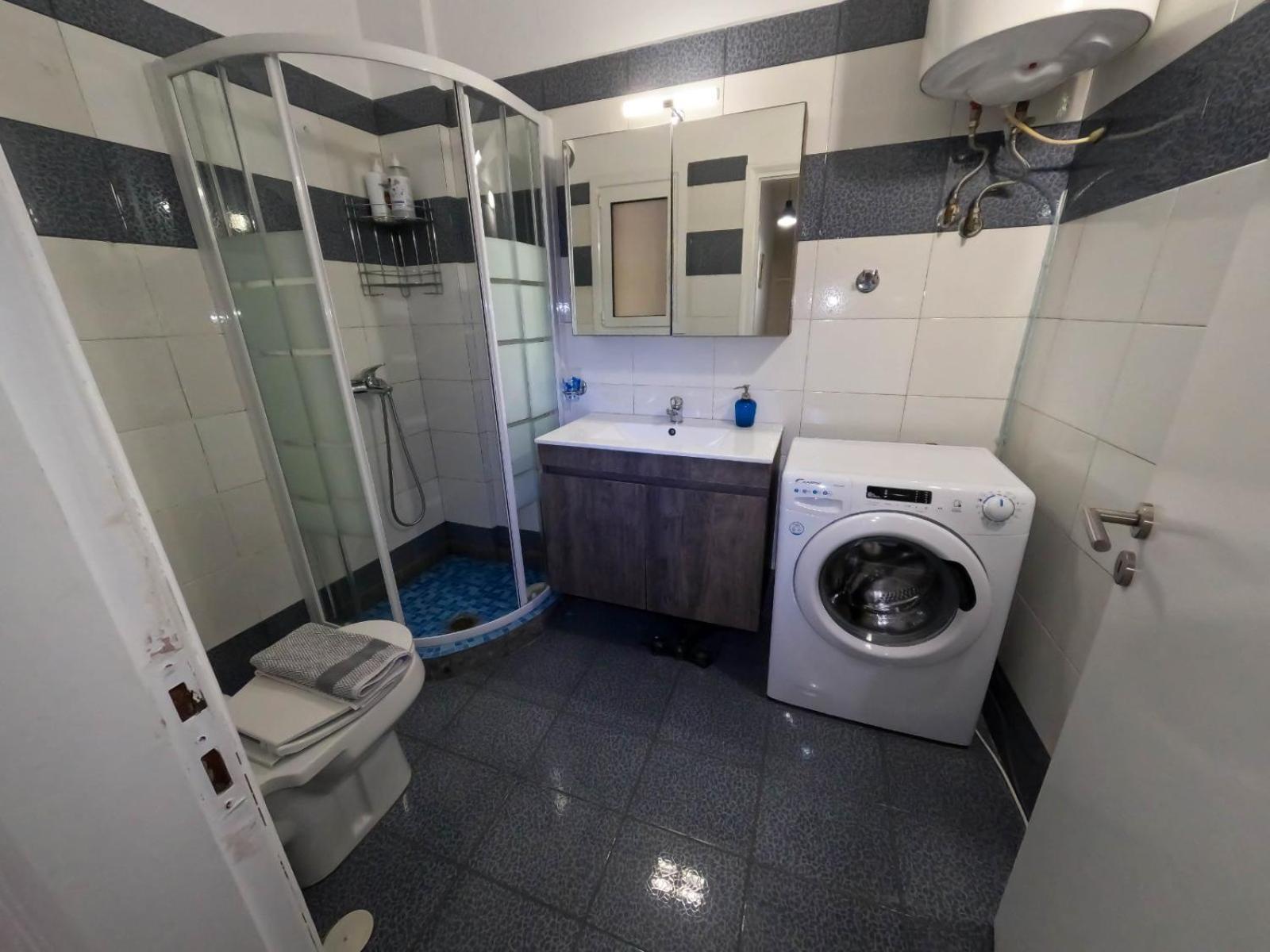 Comfortable Apt, Next To Archeological Museum! Афіни Екстер'єр фото