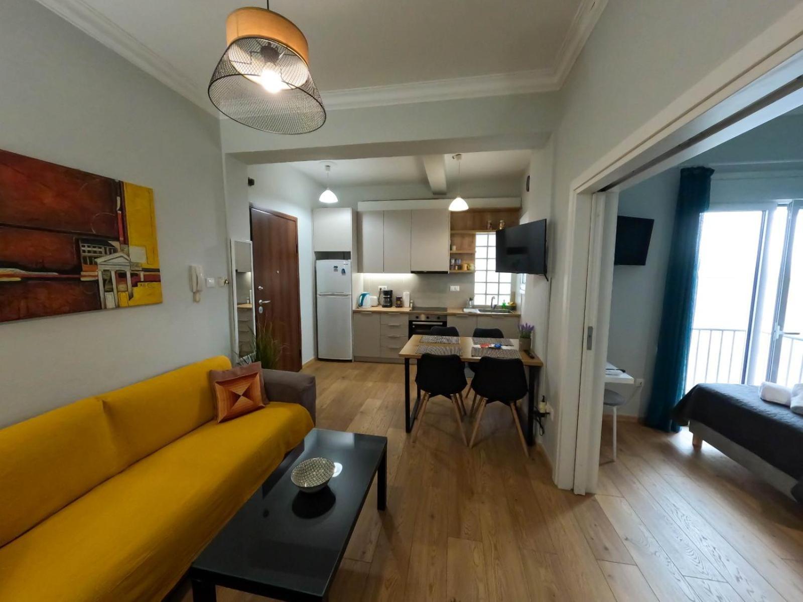 Comfortable Apt, Next To Archeological Museum! Афіни Екстер'єр фото